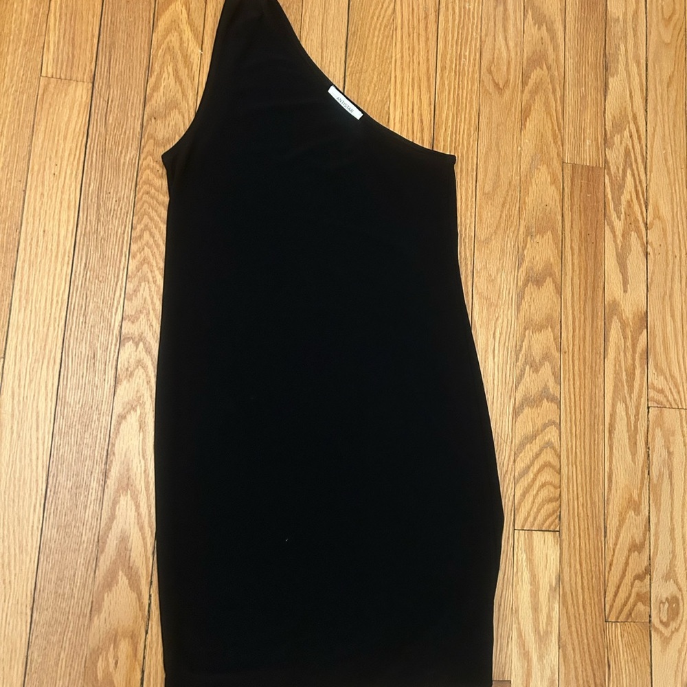 Chic One-Shoulder Black Dress